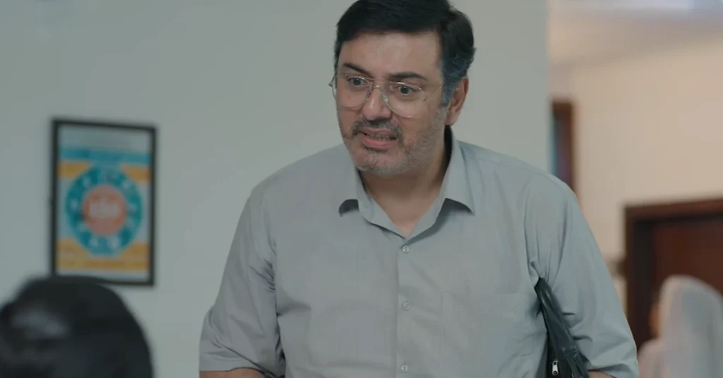 Naumaan Ijaz as Farasat Ali in Sharpasand drama