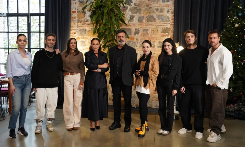 First look image from atv series Aynı Yağmur Altında starring Nilsu Berfin Aktaş