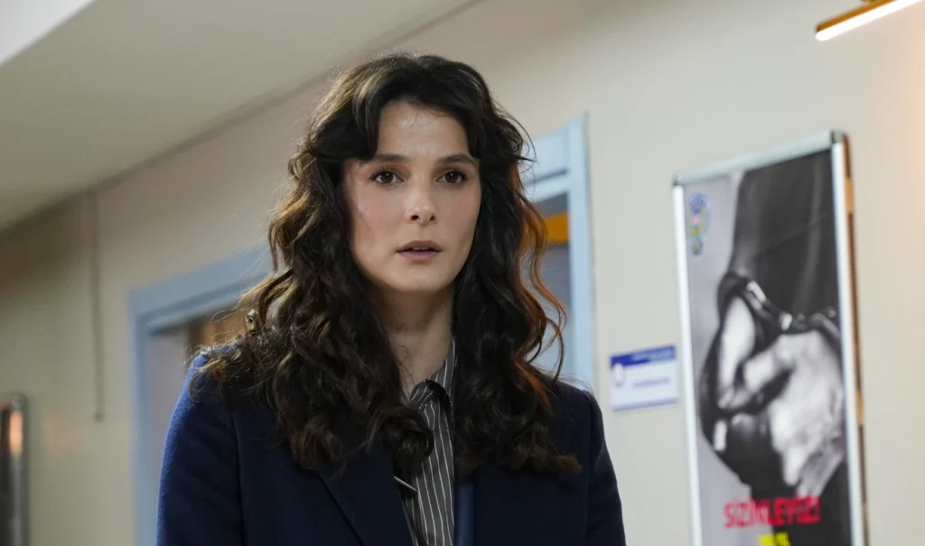 Büşra Develi at Joy Awards red carpet in Riyadh