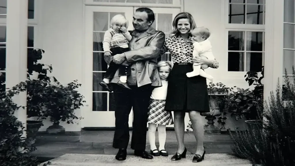 Dynasty: The Murdochs A Closer Look at Netflix’s New Docuseries Dynasty The Murdochs Netflix documentary official trailer scene