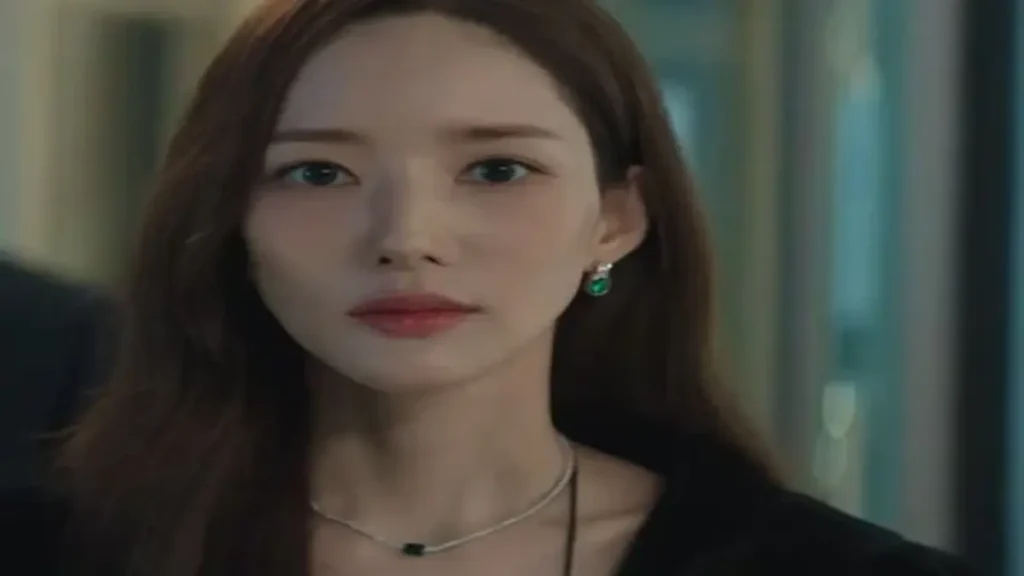 Siren’s Kiss official trailer scene featuring a mysterious woman in a dark psychological thriller on Amazon Prime