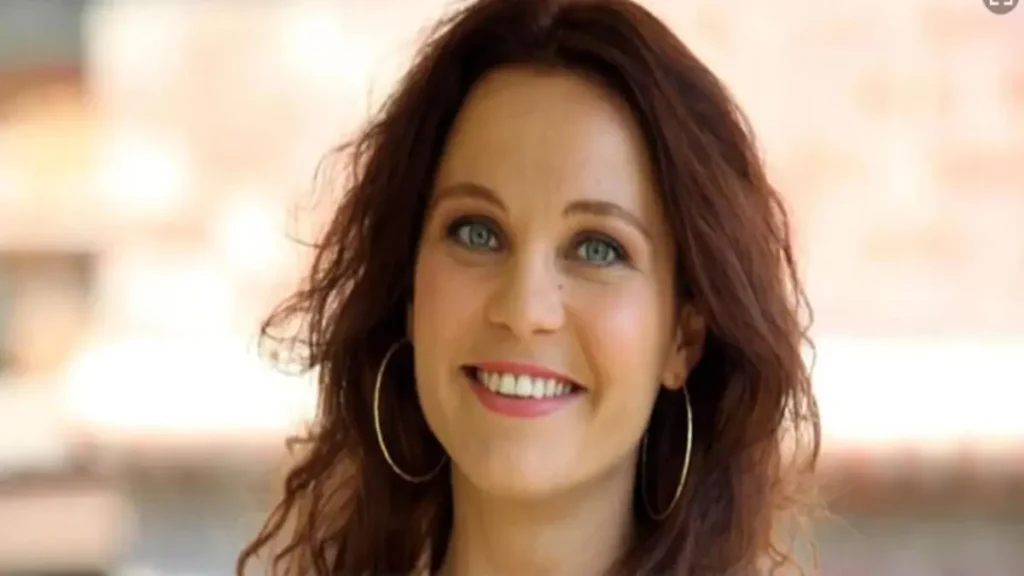 Tülin Özen Stars in Netflix’s Istanbul Memories First Look Inside! Tülin Özen joins Netflix series Istanbul Memories as Leyla Barkın in the Inspector Nevzat crime drama adaptation.