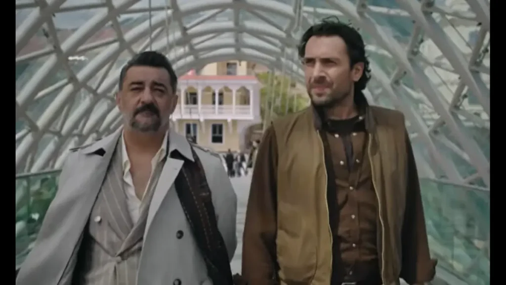 Adil searching for Eleni in Taşacak Bu Deniz Episode 28
