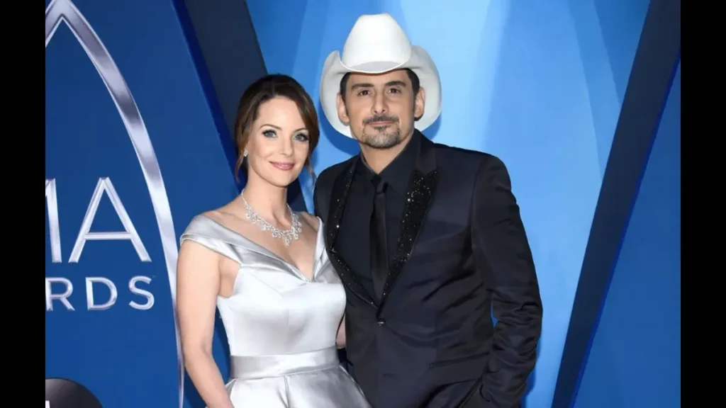Kimberly Williams-Paisley and Brad Paisley attending a Hollywood event together smiling on the red carpet