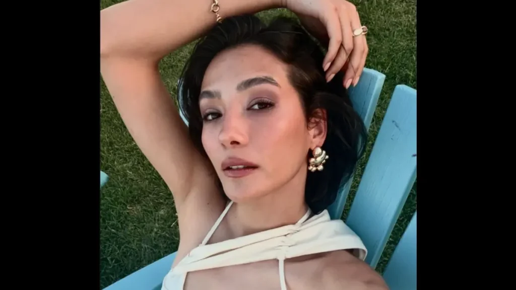 Aybüke Pusat Takes a Bold New Step With Independent Film En Mutlu Günümde Aybüke Pusat stars and produces independent Turkish film En Mutlu Günümde