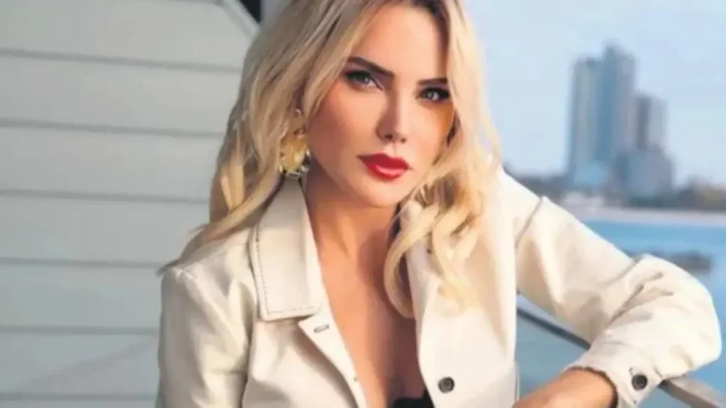 Ece Erken during a public appearance amid renewed lawsuit controversy in Turkey.