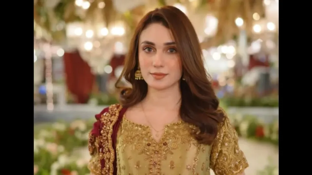 Hina Tariq Explains Why She Always Wears a Dupatta in Dramas: A Personal Choice Rooted in Dignity and Values Pakistani actress Hina Tariq discussing why she chooses to wear a dupatta in television dramas and maintain her personal values